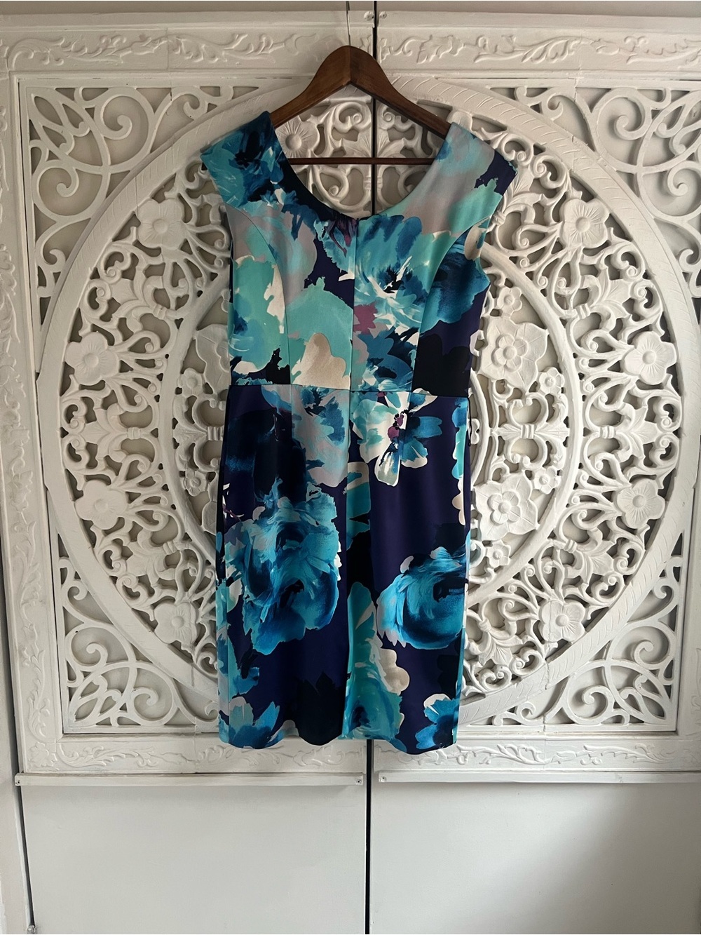 NWT Joseph Ribkoff Blue Floral Sheath Dress Size 10 Made in Canada - Picture 2 of 8